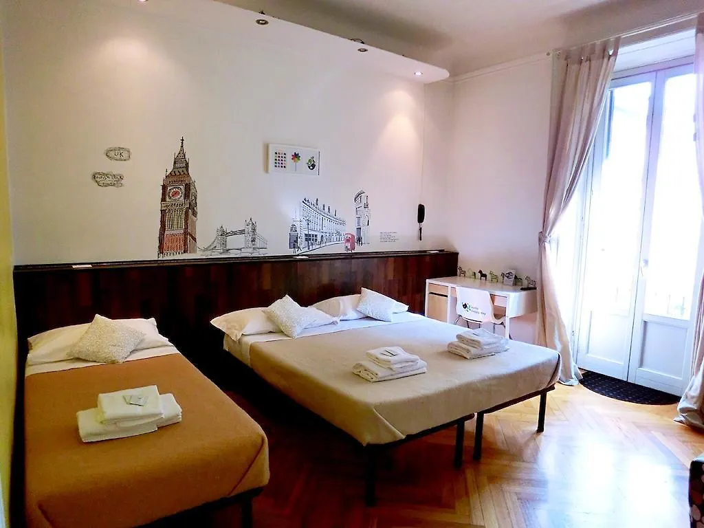 Argentina B&B Milão Alojamento de Acomodação e Pequeno-almoço